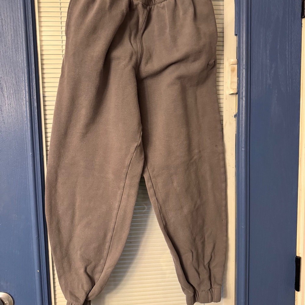 Hollister joggers